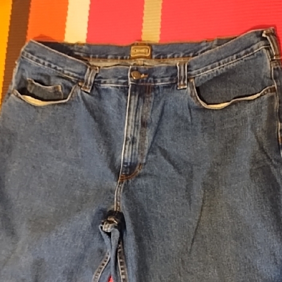 Men's Relaxed Fit Denim Jeans - Picture 2 of 5